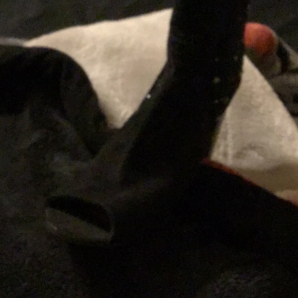 Heels - Picture 2 of 5